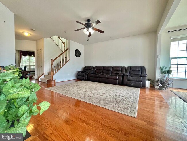 Building Photo - 23110 Mistflower Dr