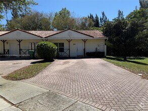 Building Photo - 7620 NW 38th Ct
