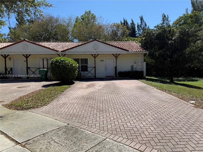 Primary Photo - 7620 NW 38th Ct