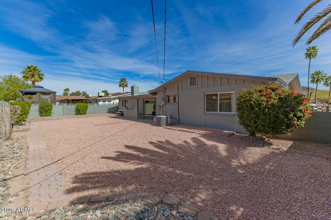 Building Photo - 6742 N 19th St