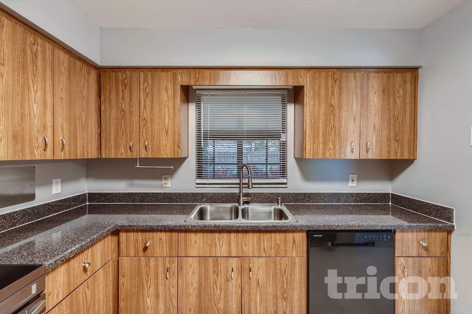 Building Photo - 2008 59th Cir S