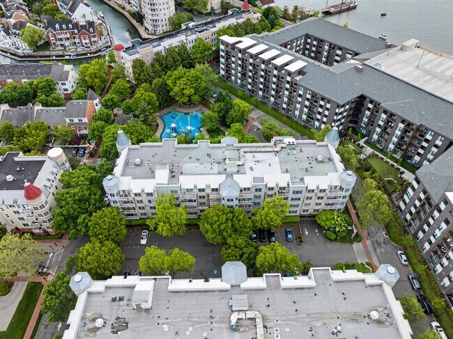 Building Photo - 4 Constellation Pl