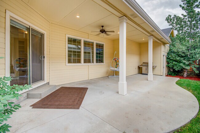 Building Photo - Beautiful Home In Hidden Springs