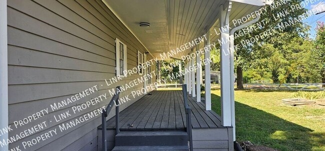 Building Photo - COMING SOON!  RENT TO OWN!  Renovated 3 Be...