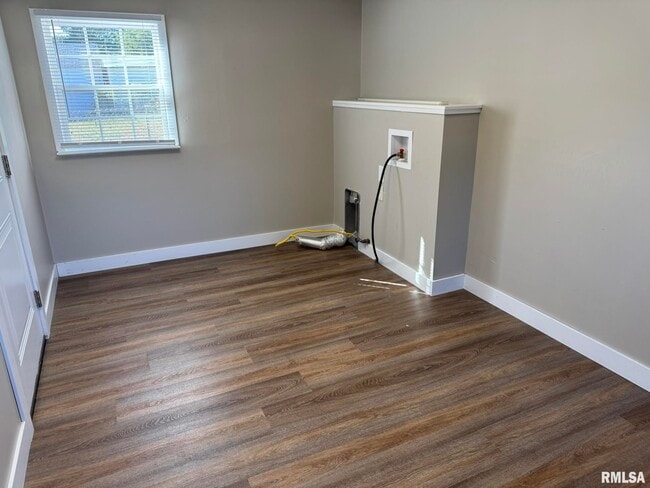 Building Photo - 3803 Pearl Ave