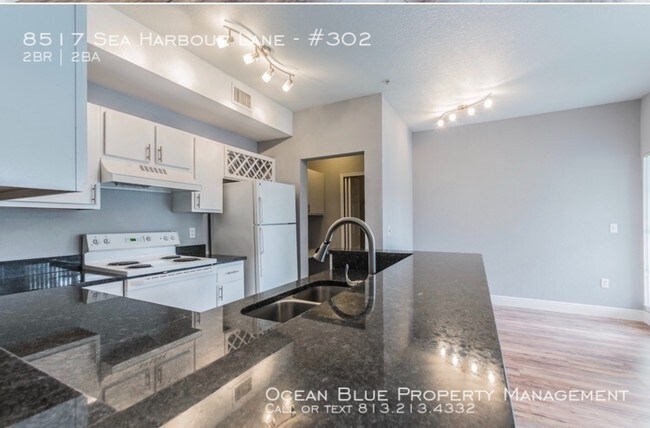 Building Photo - 8517 Sea Harbour Ln