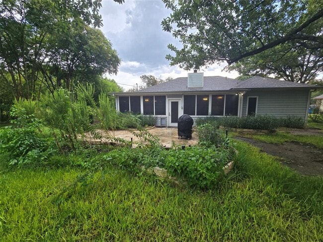 Building Photo - 13406 Briar Hollow Dr