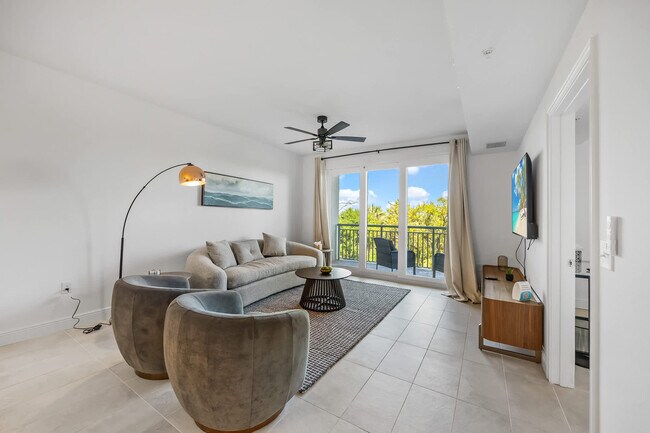 Building Photo - 701 Pilot Ln