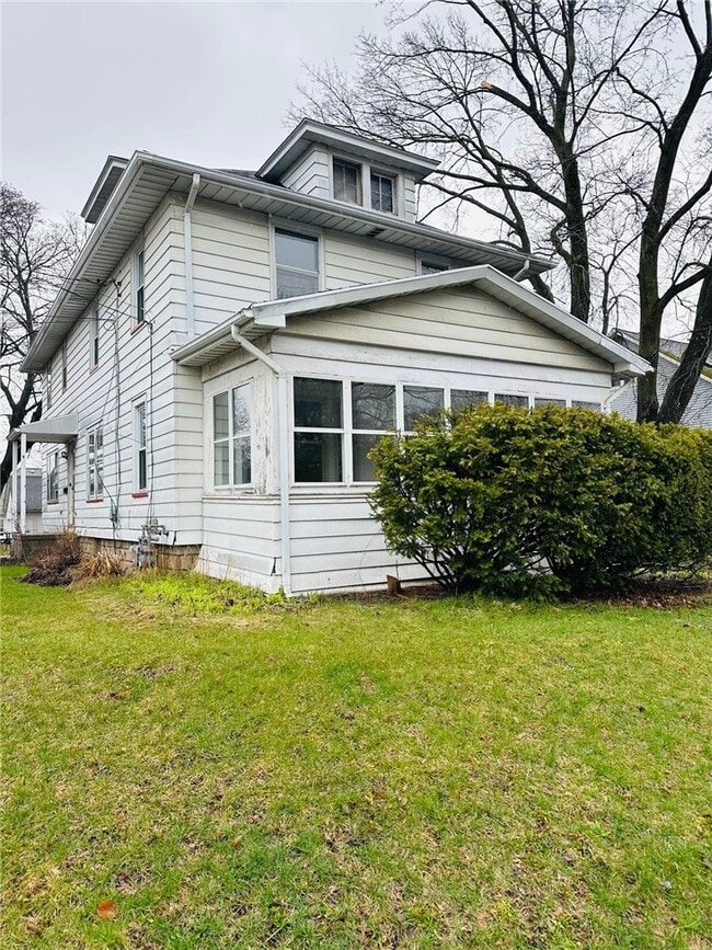 Building Photo - 511 S Lincoln Rd