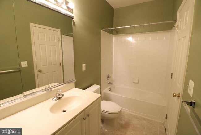 Building Photo - 20475 Greymont Terrace