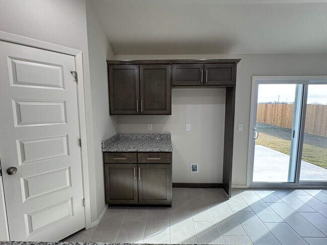 Building Photo - NEW CONTRUCTION - 4 bed-3 bath-3 car garage.