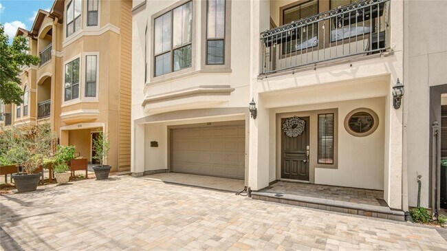 Building Photo - 5510 Blossom St