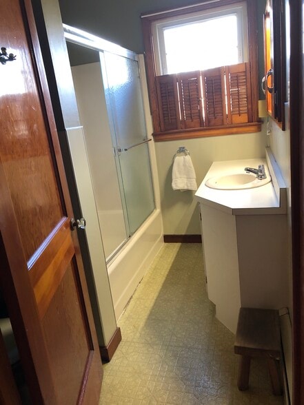 Building Photo - 1779 Christian St