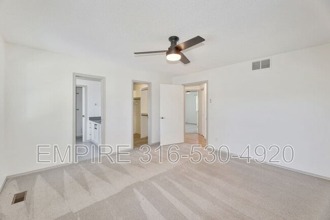 Building Photo - 1260 S Ridgehurst Cir