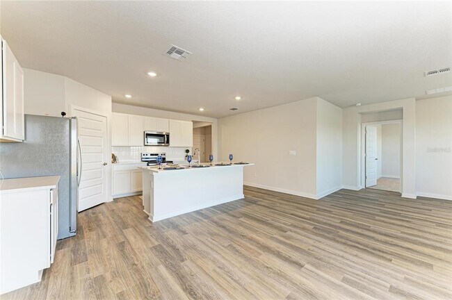 Building Photo - 18143 Wheathouse Pl