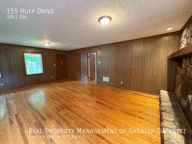 Building Photo - 155 Huff Dr