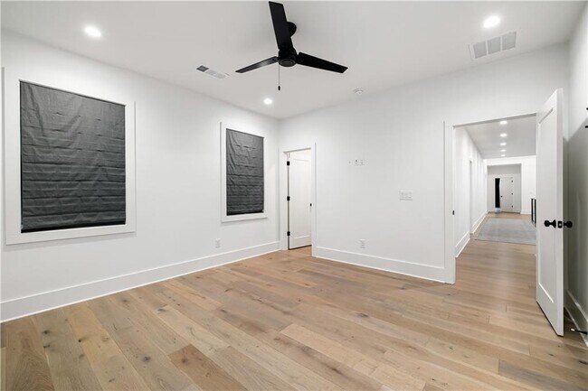 Building Photo - 2742 Winding Ln NE