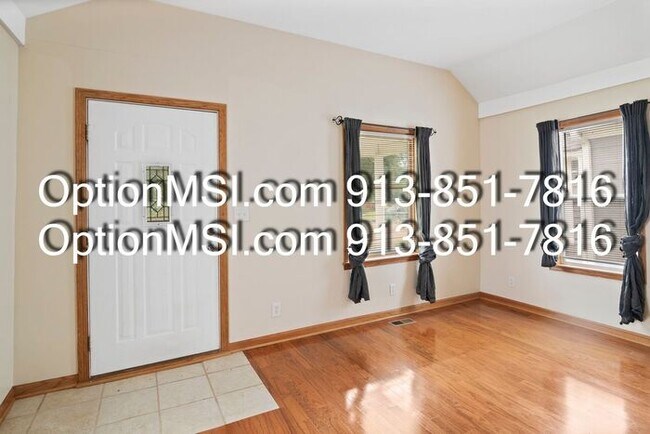 Building Photo - Charming Updated Bungalow in Prime Kansas ...