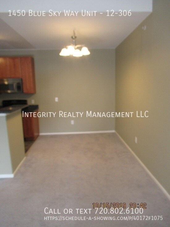 Building Photo - 1450 Blue Sky Way