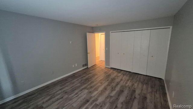 Building Photo - 16245 Roanoke St