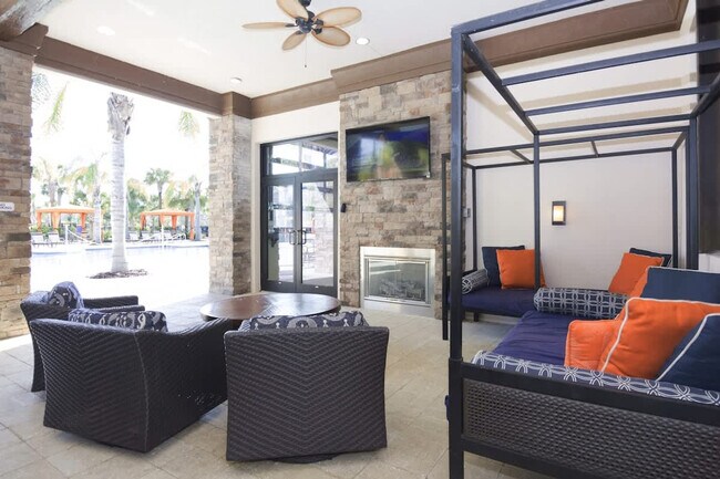 Building Photo - 4799 Terrasonesta Dr