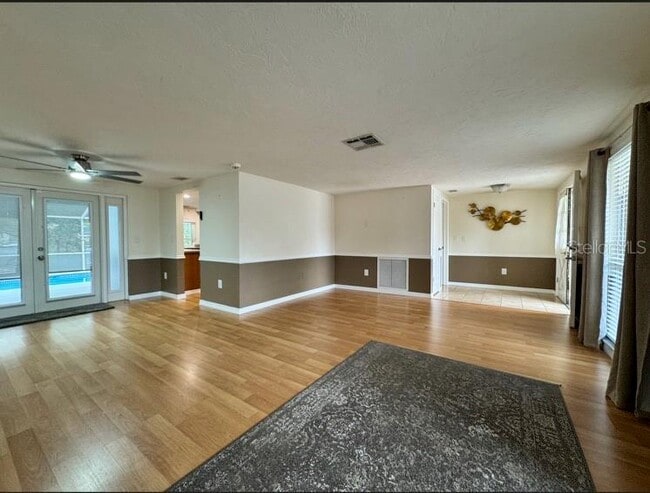 Building Photo - 8513 Sunflower Ln