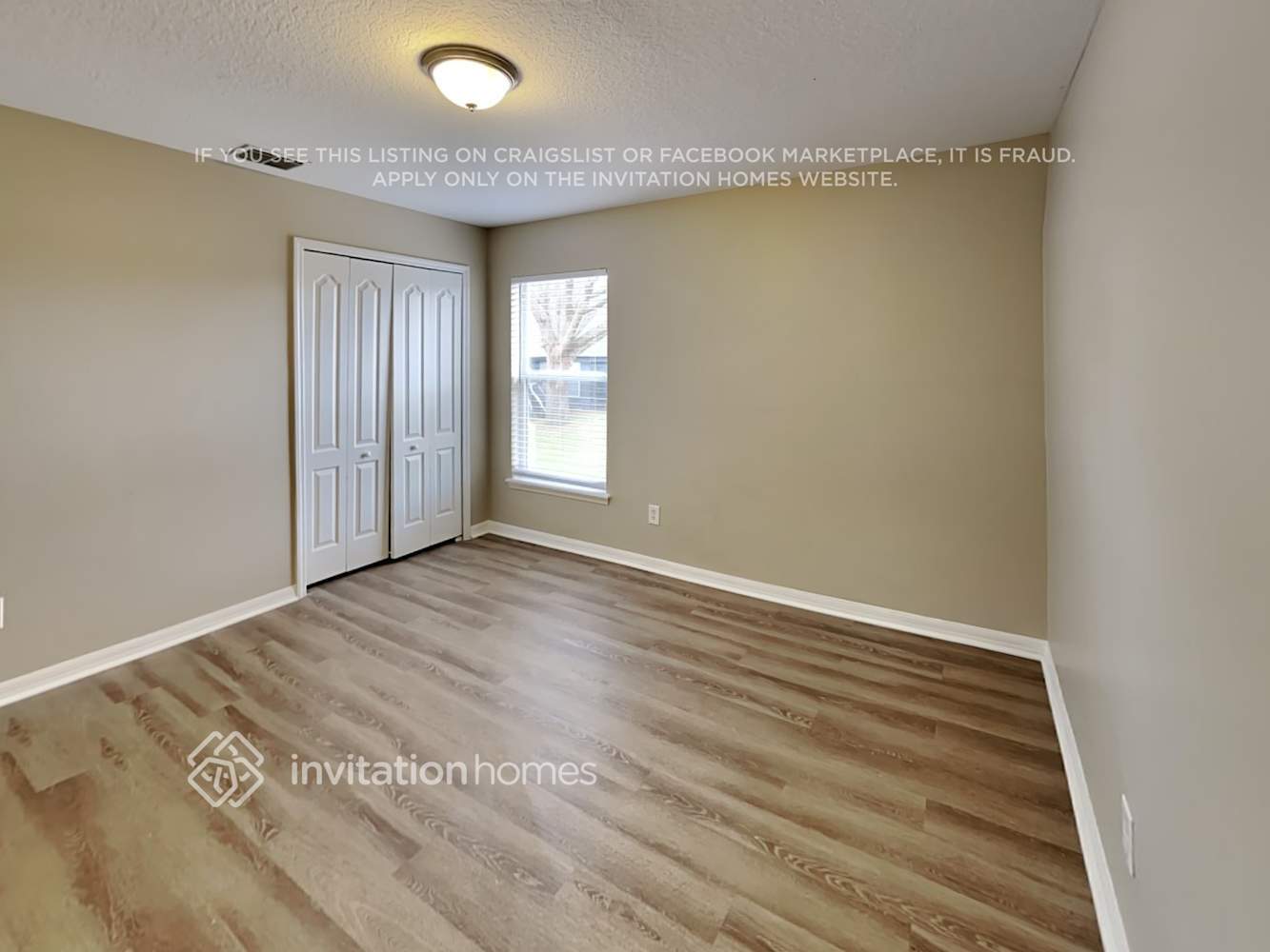 Building Photo - 10502 Smt Lks Ln