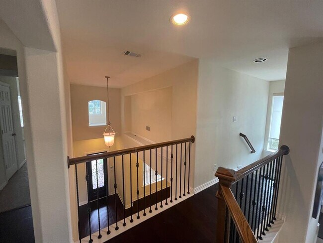 Building Photo - 3903 Birch Vale Ln
