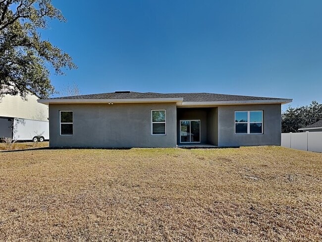 Building Photo - 8512 N Merrimac Way