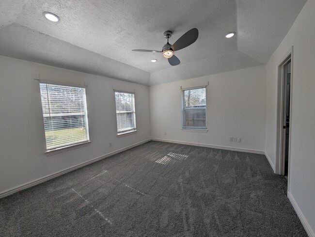 Building Photo - 104 Ponderosa Trail