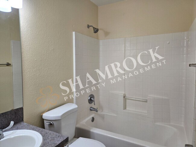 Building Photo - 2/1 Fourplex in Midway ISD!