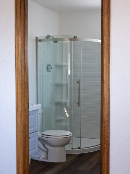 Master Bath - 1450 F St