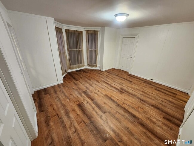 Building Photo - 143 Curtis St