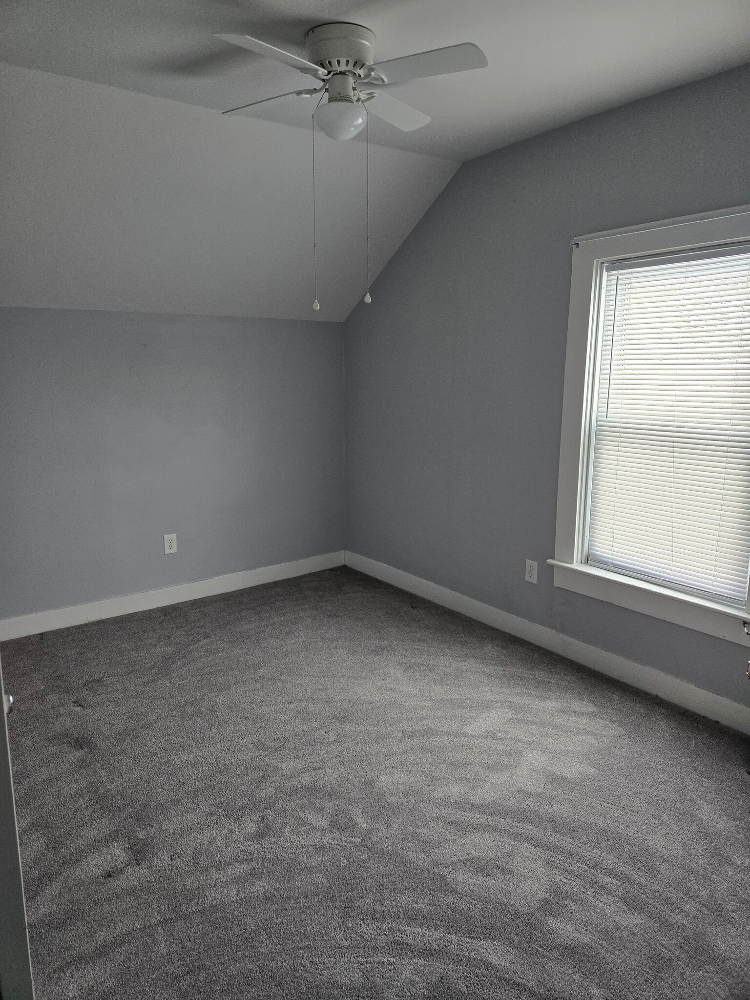 Bed room - 33 New St