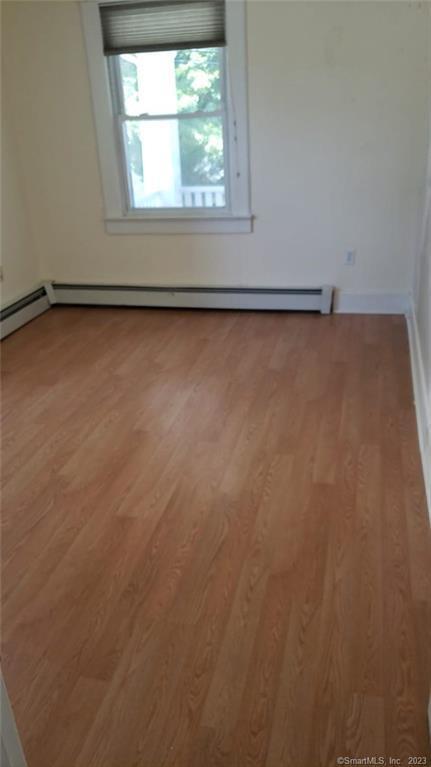 Building Photo - 42 Weed Hill Ave