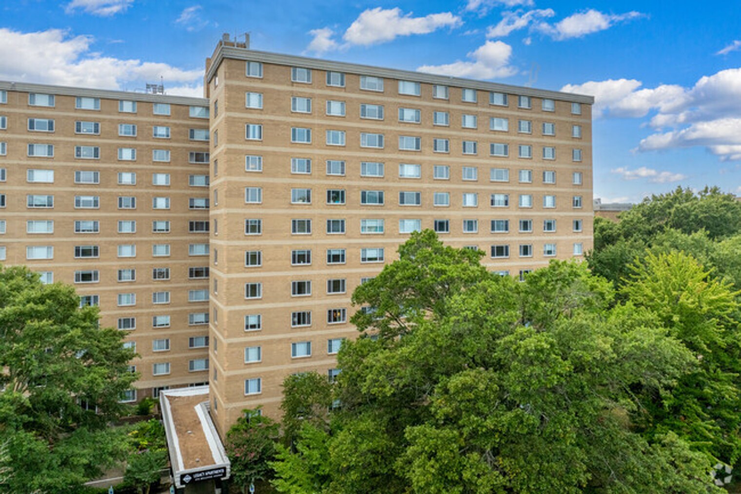 Building Photo - 1711 Bellevue Ave