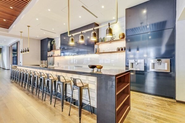 Building Photo - 135 Seaport Blvd