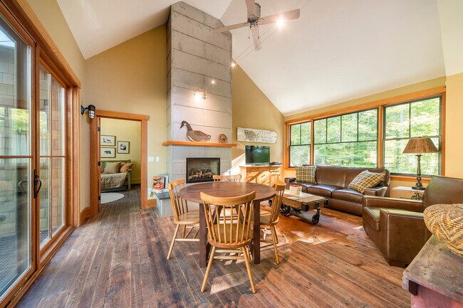 Building Photo - 131 Fish Hook Rd