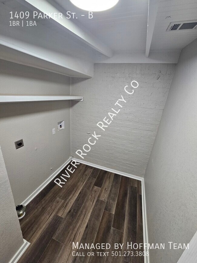 Building Photo - 1409 Parker Street unit B