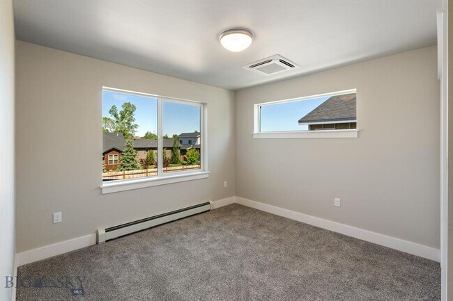Building Photo - 349 Meriwether Ave