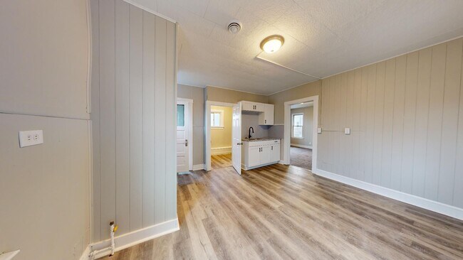 Building Photo - 2230 Kinkel Ave
