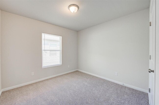 Building Photo - 10042 Cerritos dr