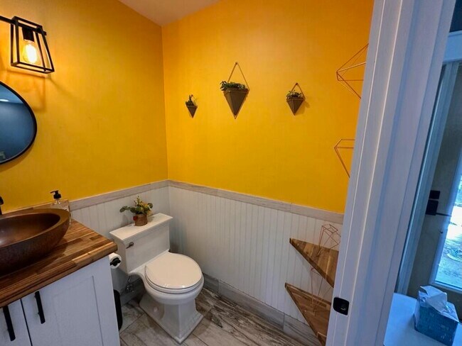 Building Photo - 4332 145th Ave N