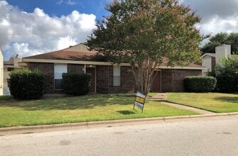 Building Photo - 2603PR