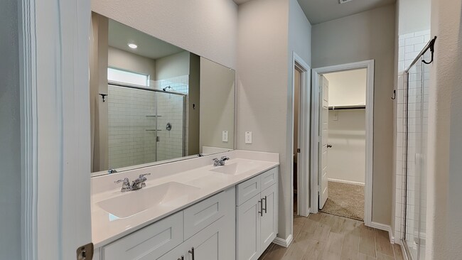 Building Photo - Charming Dollhouse Living with Designer Finishes & a Private Backyard Retreat!