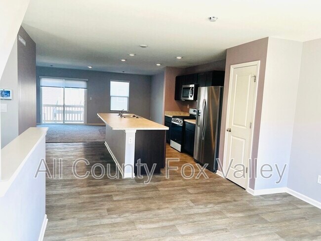 Building Photo - 844 Briar Gln Ct