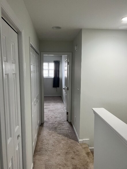 Building Photo - 1733 S 41st St