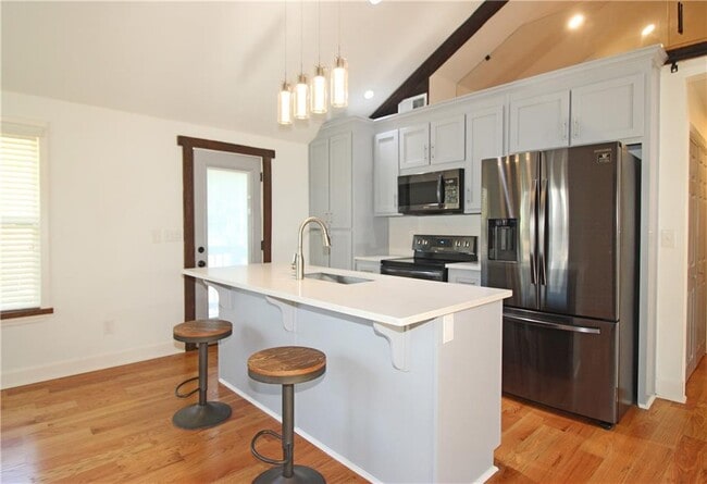 Building Photo - 49 New St