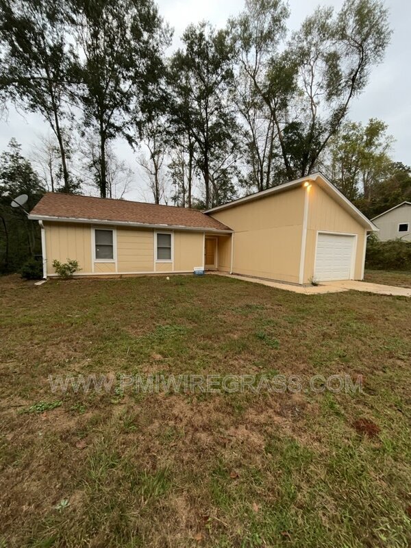 Building Photo - 214 Brookside Ln