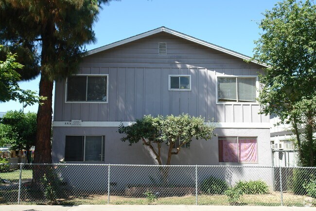 Building Photo - 5715 Via Monte Dr
